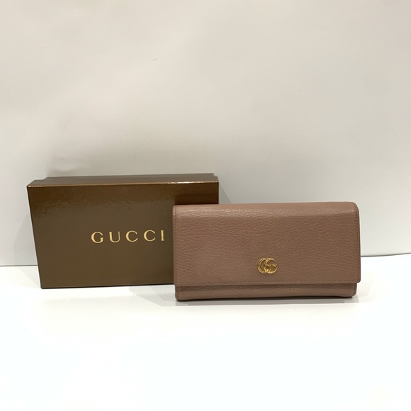 Gucci Pink Guccissima GG Clutch Sku#85436(Gently used,snap loose, missing strap) - Picture 1 of 15